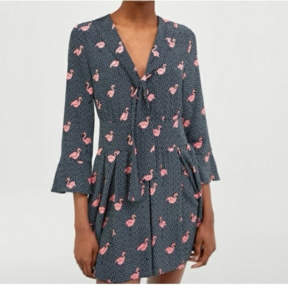 ZARA Swam Printed V-neck Bell Sleeve Summer Vacation Jumpsuit Romper Sz Medium